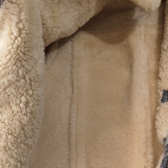 100% Lamb Skin Coach Jacket - Picture 2 of 7